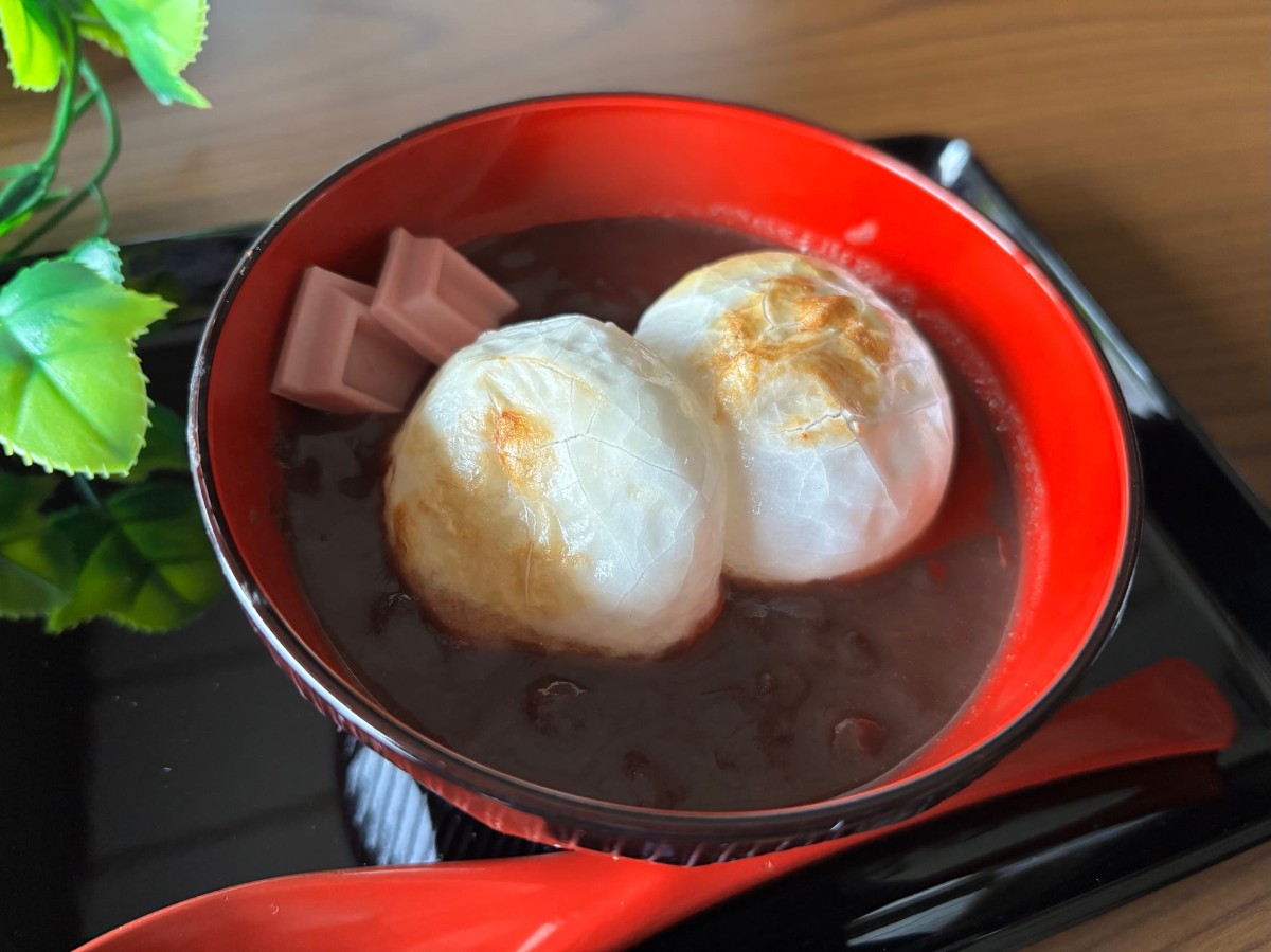 バレンタインレシピ「チョコぜんざい」。