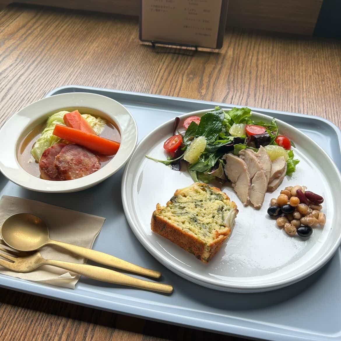 出雲市佐田町の『TAKE OUT ばなな』のカフェランチ。