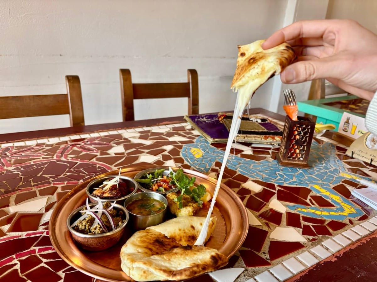 松江市の『SPICE』のチーズナン。