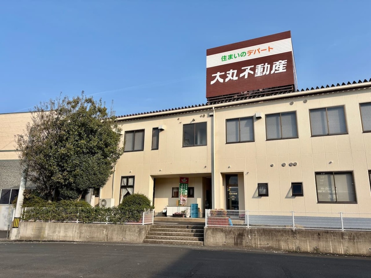 島根県出雲市の『ふじひろ珈琲』の裏側の外観。