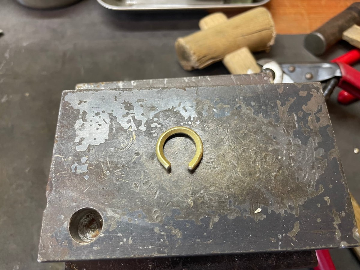 鳥取県米子市にある真鍮アクセサリー店「A｜M」で制作体験