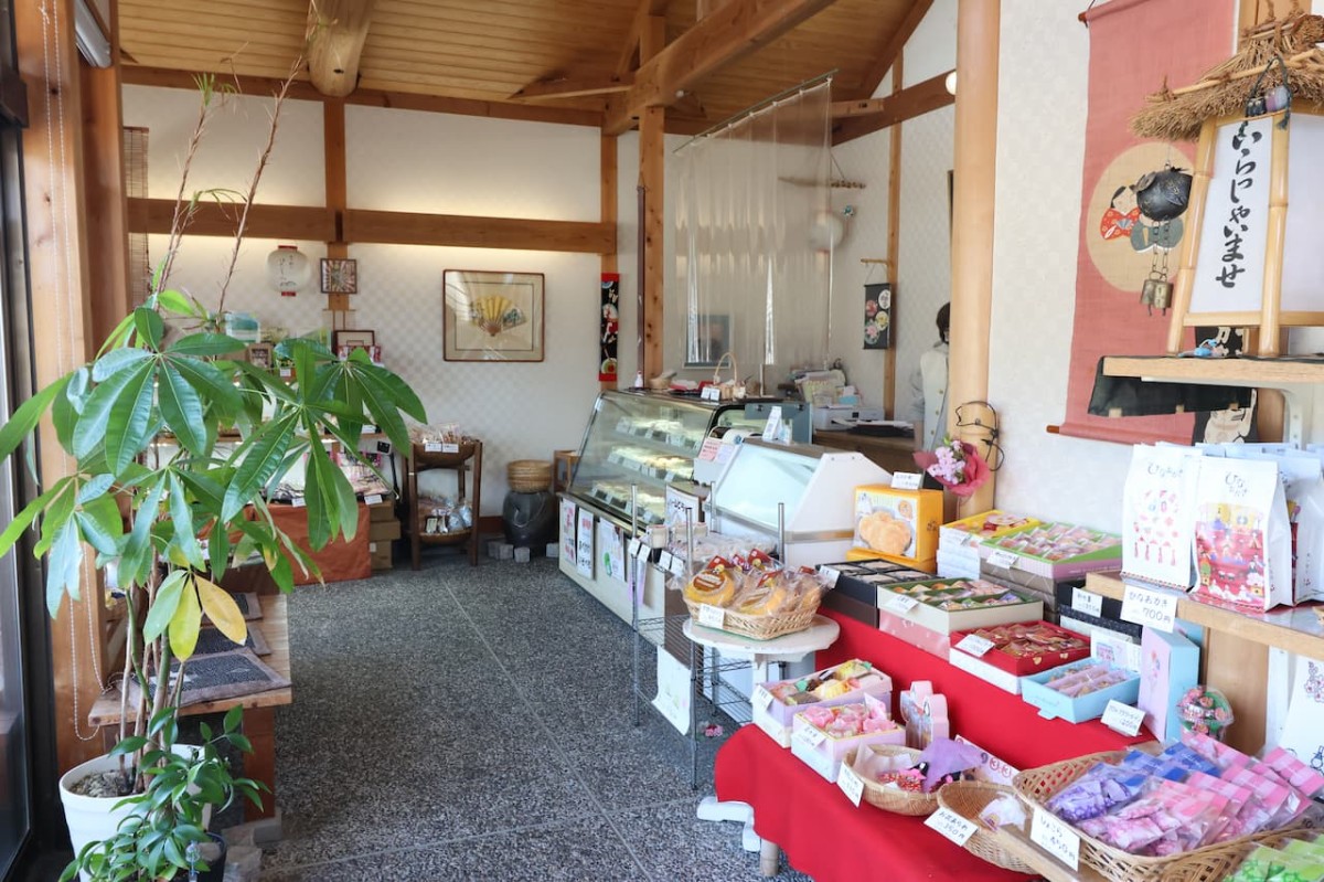 鳥取県境港市『ある処にぼたもち山境港店』の内観