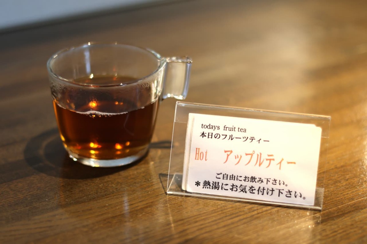 島根県松江市にある『Tesina』の「テシナランチA」の「フルーツフレーバーティー」