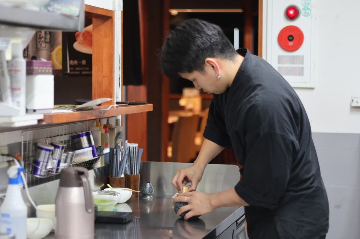 島根県松江市にあるカフェ『ぐりはまっちゃ』の店主